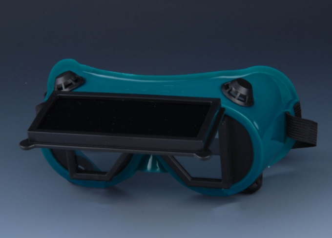 Impact Resistant PPE Safety Goggles , Style Safety Glasses For Gas Cutting